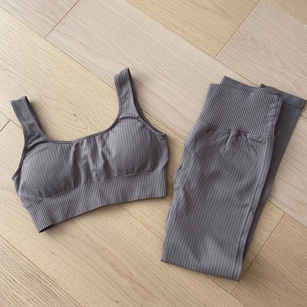 Brand New 2 Piece Yoga Set